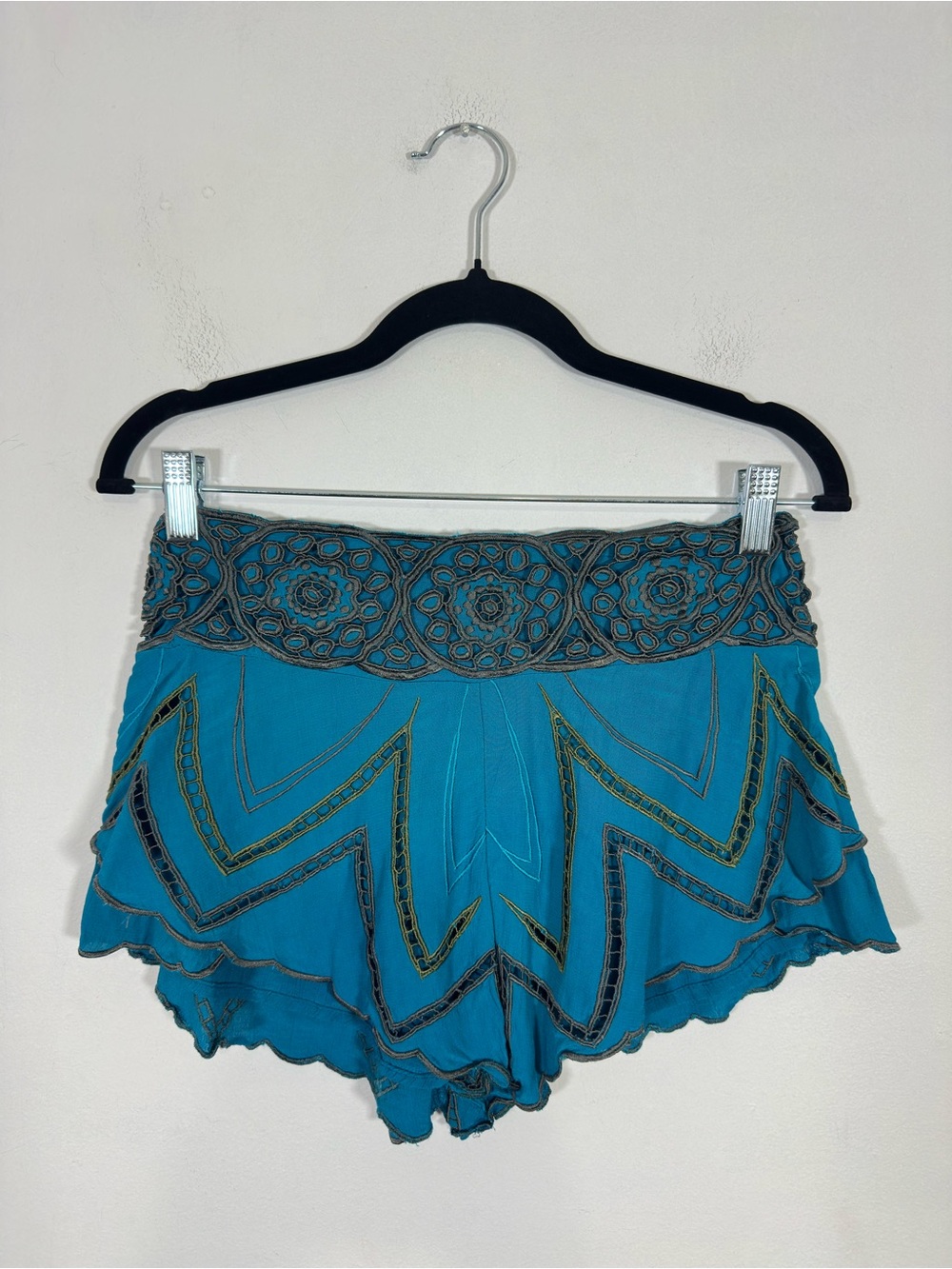Free People Women's Embroidered Festival Shorts Size SP Boho Fairy Beach Party